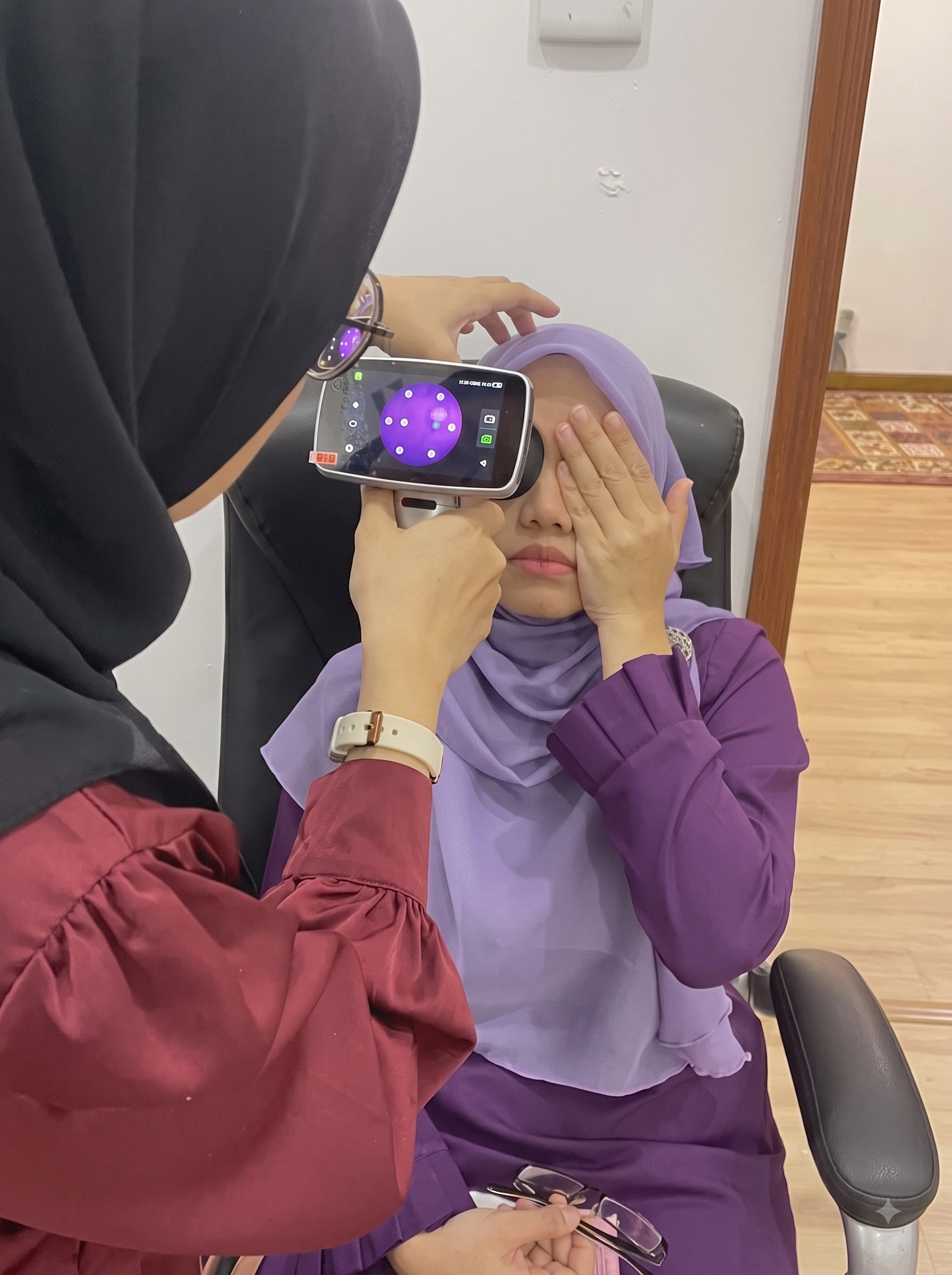 Pemeriksaan retina mata fundus camera Eyesight Optometry